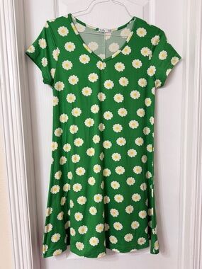 Redsky green white floral swing short sleeve dress V-neck size L